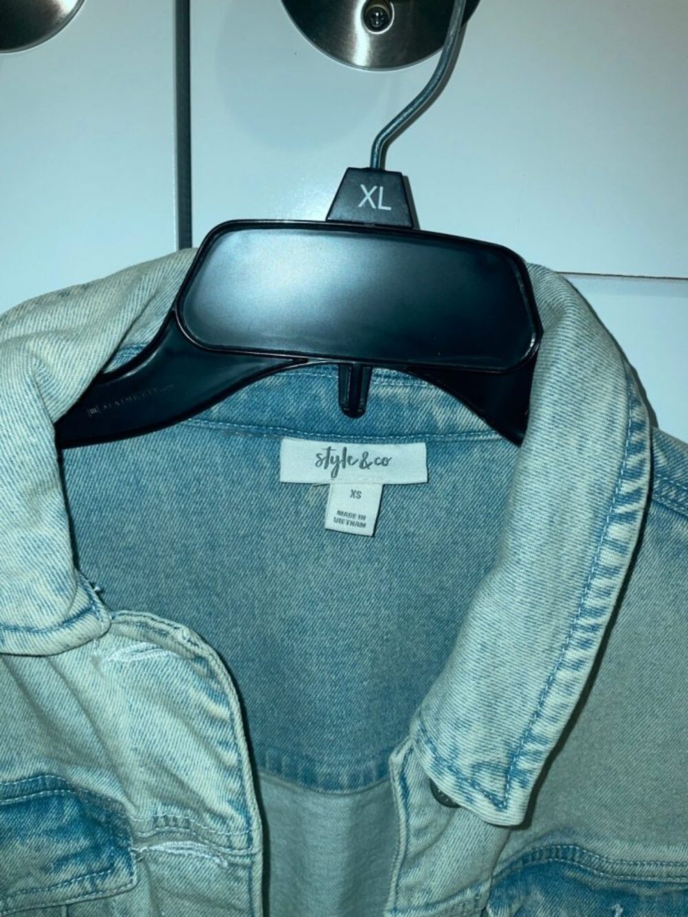 Jean Jacket - Picture 3 of 4